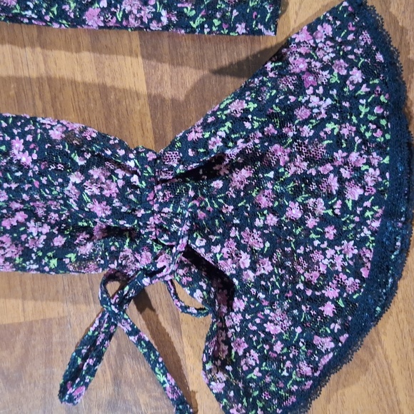 Express floral print top - Picture 4 of 7